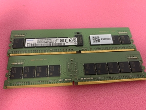 三星/SAMSUNG 32GB 2R*8 PC4-3200AA /M393A4G43AB3-CWEC0